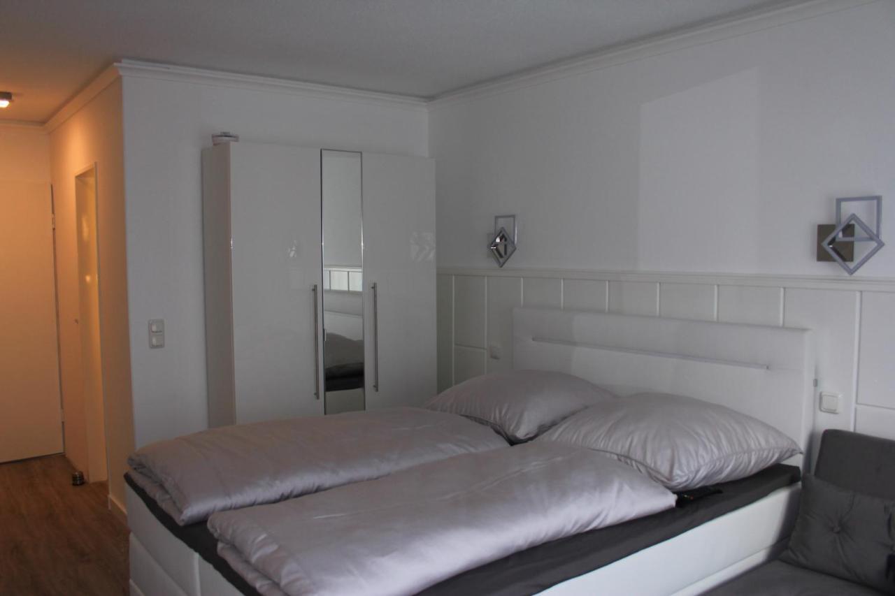 Moderne Und Helle Ferienwohnung Am Ploener See Bosau Exterior foto
